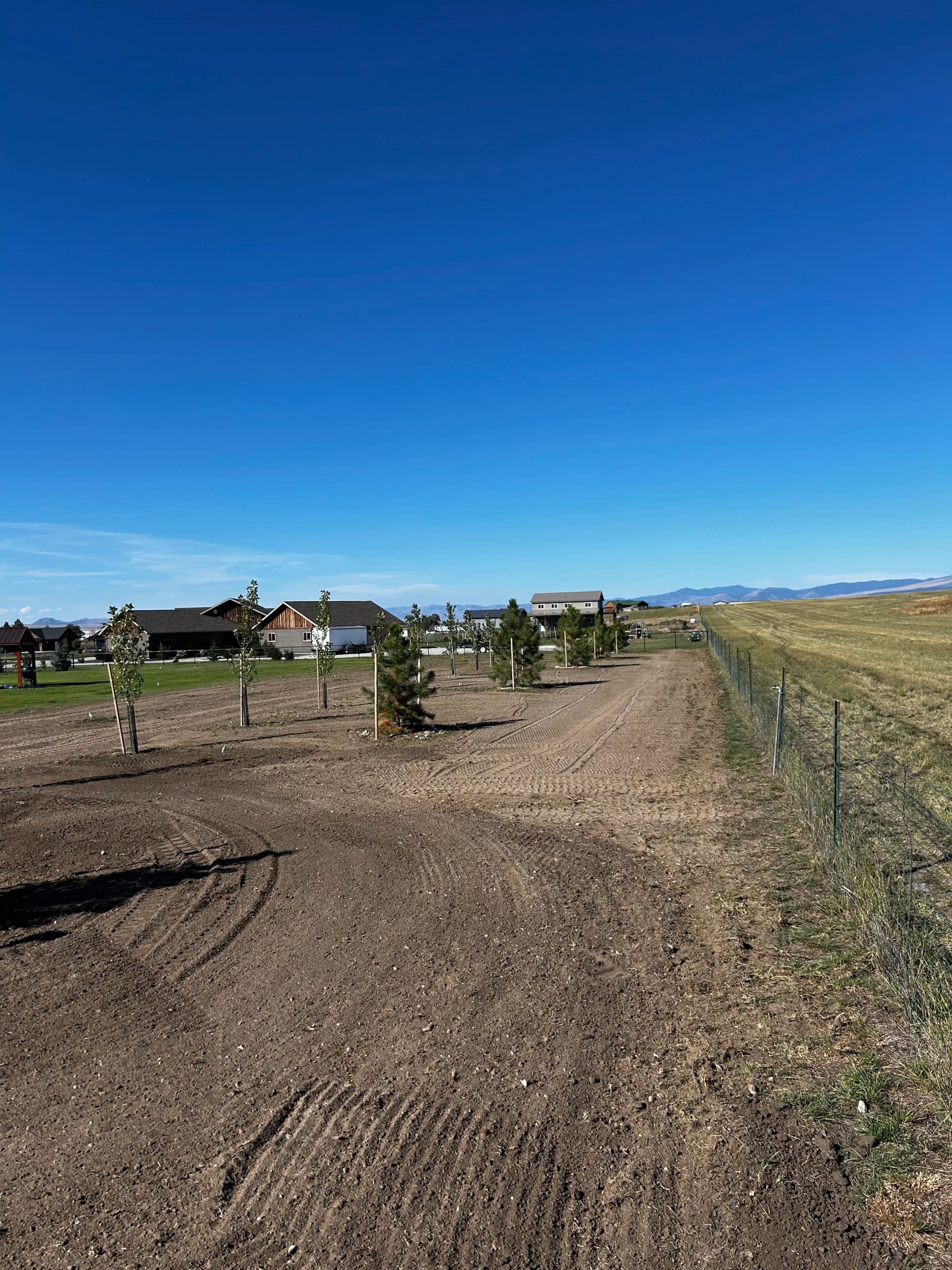 Gallery photos for Pole Barn Site Finish Grading and Driveway Prep Done Right: Image #3